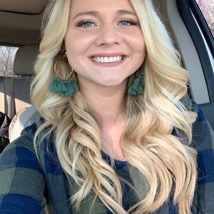 Meet your Posher, Marissa